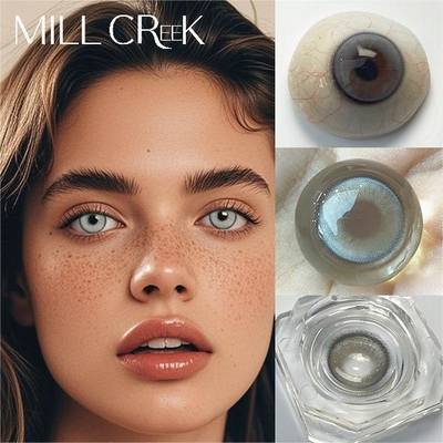 Giá tốt. Kính áp tròng màu xám hàng tháng 33Dk/T Khả năng thấm oxy với chất liệu Hydrogel trực tuyến